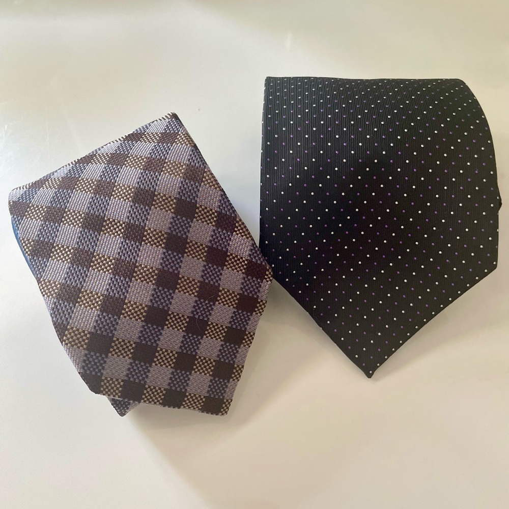 2 Ties Bundle: Tommy Hilfiger/J. Dolhomut